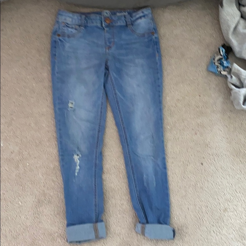 light blue skinny jeans